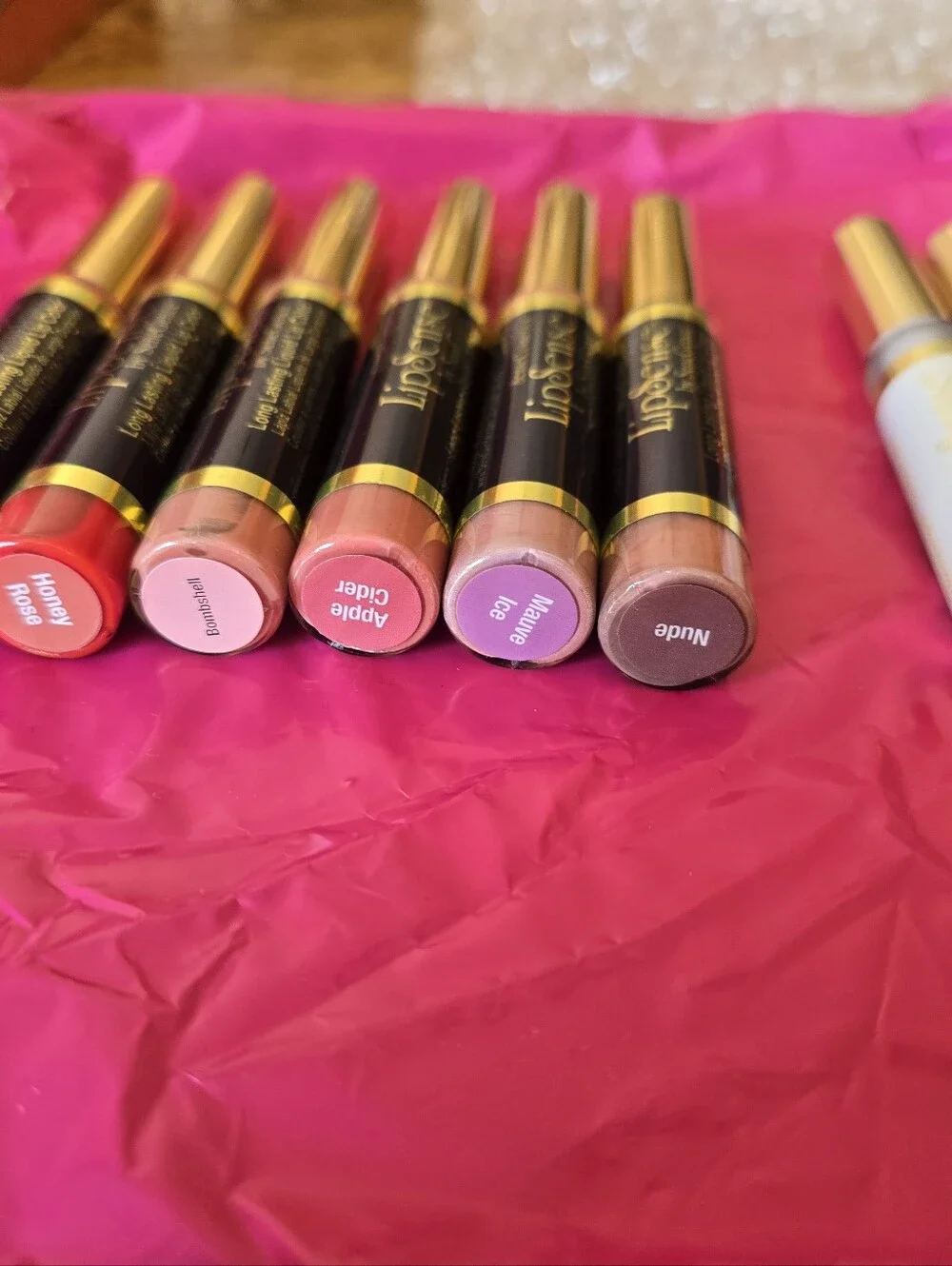 Senegence Lipsense Lip Bundle: Pink & Nude Shades, Gloss & Remover. New, Sealed